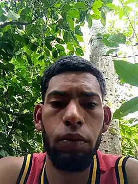Snapshot of Negritohot2828 chatting on September 12, 2025, 7:47 pm Negritohot2828 online show from September 12, 2025, 7:47 pm