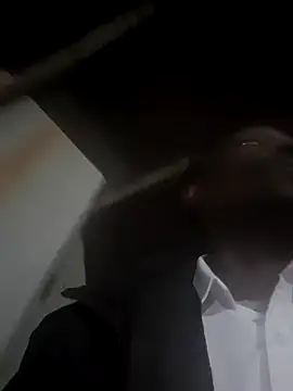 sex-machanic online show from December 15, 2025, 5:39 pm