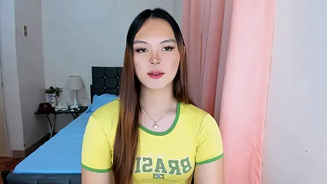 Snapshot of ameliamaureen chatting on September 24, 2025, 2:20 pm ameliamaureen online show from September 24, 2025, 2:20 pm