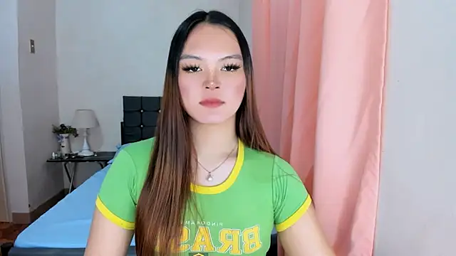 Snapshot of ameliamaureen chatting on November 8, 2025, 2:45 am ameliamaureen online show from November 8, 2025, 2:45 am