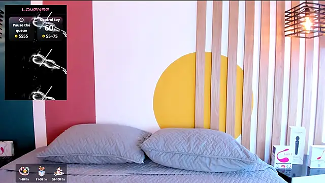 Snapshot of SashaGreyy_ chatting on September 8, 2025, 8:19 pm SashaGreyy online show from September 8, 2025, 8:19 pm