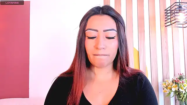 Snapshot of SashaGreyy_ chatting on October 18, 2025, 8:42 pm SashaGreyy online show from October 18, 2025, 8:42 pm