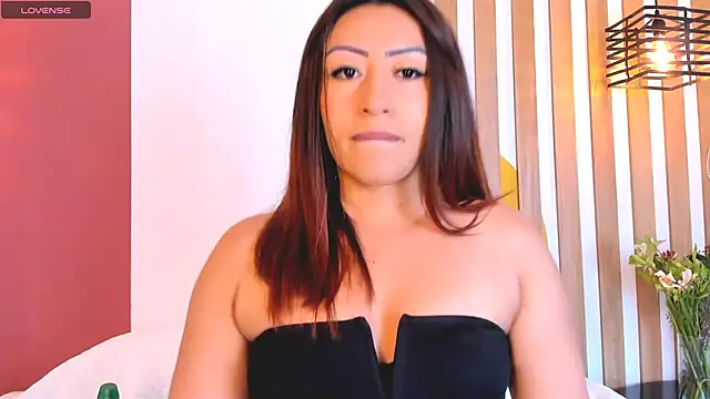 Snapshot of SashaGreyy_ chatting on October 27, 2025, 10:03 pm SashaGreyy online show from October 27, 2025, 10:03 pm