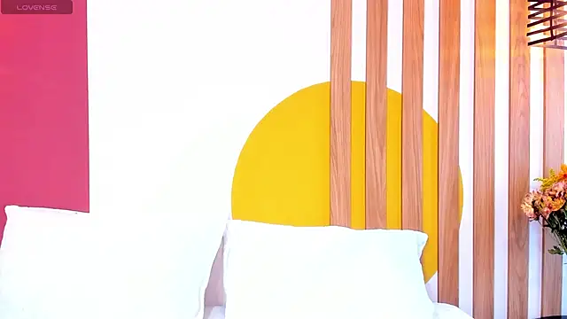 Snapshot of SashaGreyy_ chatting on November 15, 2025, 8:38 pm SashaGreyy online show from November 15, 2025, 8:38 pm