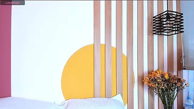 Snapshot of SashaGreyy_ chatting on November 19, 2025, 9:37 pm SashaGreyy online show from November 19, 2025, 9:37 pm