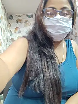 Snapshot of nisha_1110 chatting on October 22, 2025, 6:07 pm nisha 1110 online show from October 22, 2025, 6:07 pm