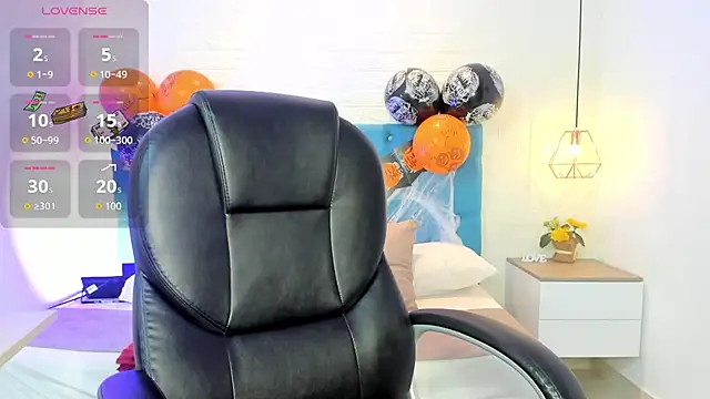 julieta miller01 online show from October 28, 2025, 11:36 am