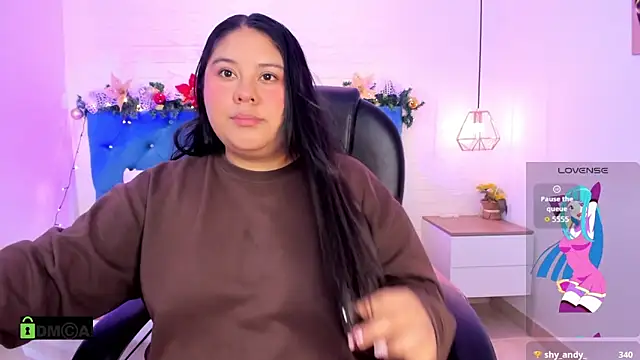 julieta miller01 online show from December 14, 2025, 11:48 am