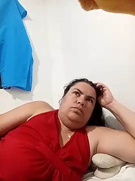 yaneth  online show from October 12, 2025, 11:09 am