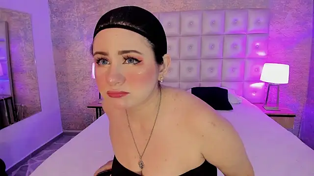 harimoon1 online show from September 14, 2025, 3:05 am