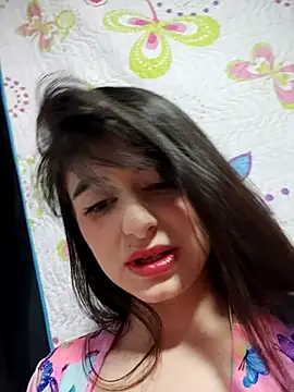 LiliCarterm online show from October 27, 2025, 6:17 am