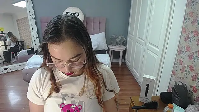 Snapshot of Tammy_parker_ chatting on September 9, 2025, 4:34 am Tammy parker online show from September 9, 2025, 4:34 am