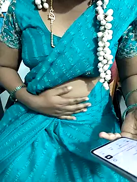 Snapshot of lolida69thamil chatting on November 5, 2025, 11:43 am lolida69thamil online show from November 5, 2025, 11:43 am