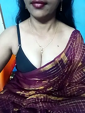 hotsana79 online show from December 19, 2025, 5:25 am