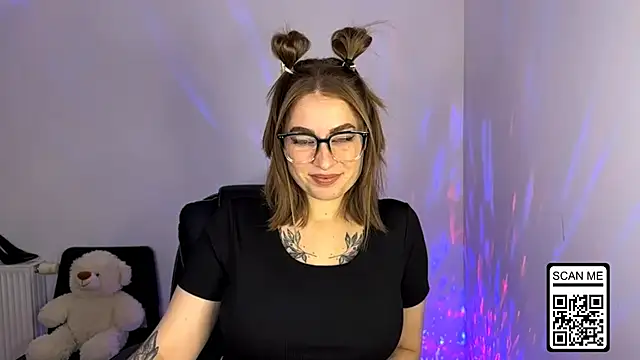 Snapshot of Ruthless_111 chatting on November 5, 2025, 4:29 pm Ruthless 111 online show from November 5, 2025, 4:29 pm