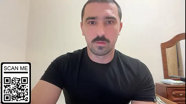 Snapshot of Hard_to_Obey chatting on September 14, 2025, 5:01 pm Hard to Obey online show from September 14, 2025, 5:01 pm