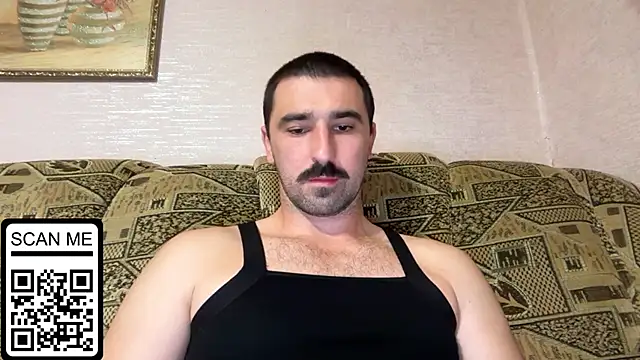 Snapshot of Hard_to_Obey chatting on September 29, 2025, 6:35 pm Hard to Obey online show from September 29, 2025, 6:35 pm