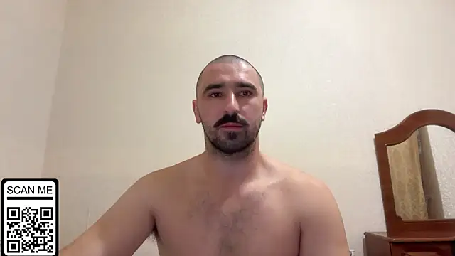 Snapshot of Hard_to_Obey chatting on October 8, 2025, 5:54 pm Hard to Obey online show from October 8, 2025, 5:54 pm