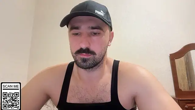 Snapshot of Hard_to_Obey chatting on October 11, 2025, 5:55 pm Hard to Obey online show from October 11, 2025, 5:55 pm