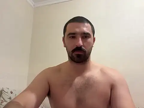 Snapshot of Hard_to_Obey chatting on November 6, 2025, 7:59 pm Hard to Obey online show from November 6, 2025, 7:59 pm