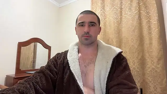 Snapshot of Hard_to_Obey chatting on December 1, 2025, 8:03 pm Hard to Obey online show from December 1, 2025, 8:03 pm