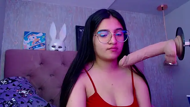 laurenelove online show from November 13, 2025, 4:00 am