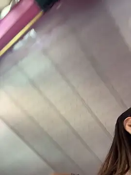 Snapshot of Tania_Gate chatting on October 24, 2025, 4:25 pm Tania Gate online show from October 24, 2025, 4:25 pm