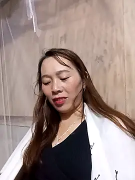 Bianly online show from November 24, 2025, 1:11 pm