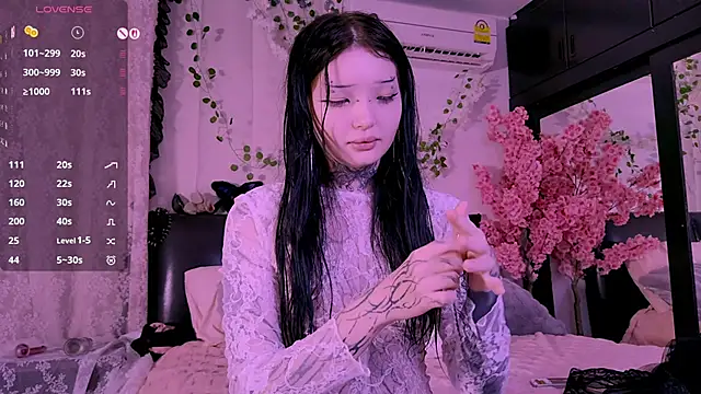 Lein Bone online show from October 24, 2025, 12:08 am