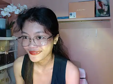 Snapshot of skinny_gracie chatting on September 18, 2025, 2:35 am skinny gracie online show from September 18, 2025, 2:35 am