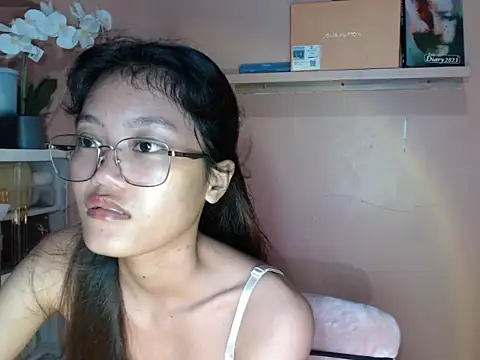 Snapshot of skinny_gracie chatting on September 19, 2025, 3:02 pm skinny gracie online show from September 19, 2025, 3:02 pm