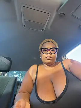 Snapshot of thekinkycoach chatting on November 2, 2025, 1:46 pm thekinkycoach online show from November 2, 2025, 1:46 pm