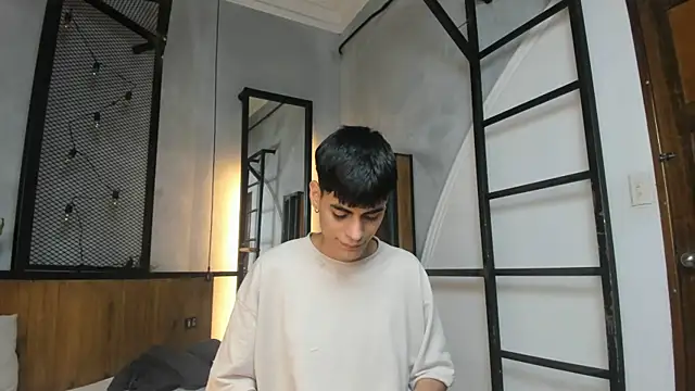 Snapshot of Dani_mc1 chatting on September 25, 2025, 11:25 am Dani mc1 online show from September 25, 2025, 11:25 am