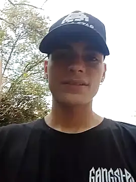 Snapshot of Dani_mc1 chatting on October 7, 2025, 6:49 pm Dani mc1 online show from October 7, 2025, 6:49 pm