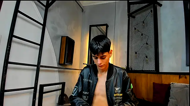 Snapshot of Dani_mc1 chatting on November 26, 2025, 11:33 am Dani mc1 online show from November 26, 2025, 11:33 am