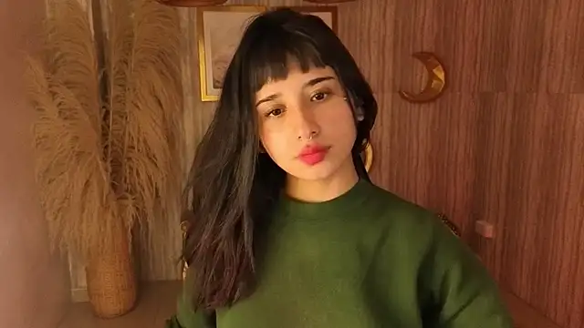 Snapshot of allyssa_bellini_s chatting on November 21, 2025, 8:18 pm allyssa bellini s online show from November 21, 2025, 8:18 pm