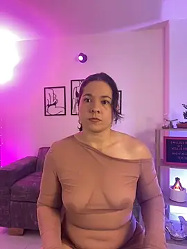 leiablack online show from November 8, 2025, 11:43 am