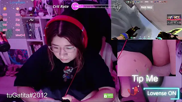 Pink girl0n online show from September 17, 2025, 6:31 pm