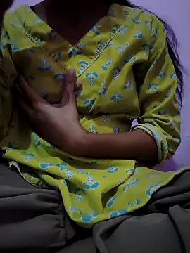 Snapshot of modelnishu chatting on December 4, 2025, 2:37 pm modelnishu online show from December 4, 2025, 2:37 pm