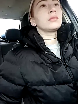 Snapshot of Reina_Cummings chatting on November 17, 2025, 5:57 am Reina Cummings online show from November 17, 2025, 5:57 am