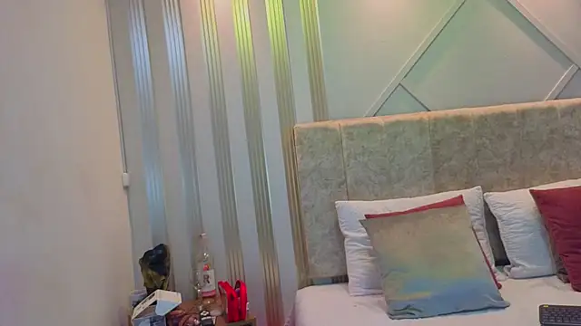 Snapshot of nami_sweet_ chatting on November 23, 2025, 12:05 pm nami sweet online show from November 23, 2025, 12:05 pm