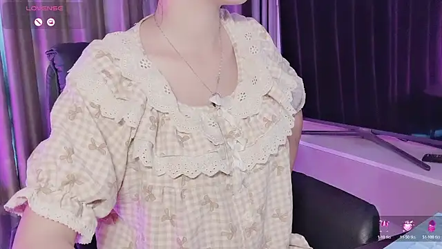 Snapshot of _Dorry_ chatting on November 8, 2025, 8:47 am Dorry online show from November 8, 2025, 8:47 am