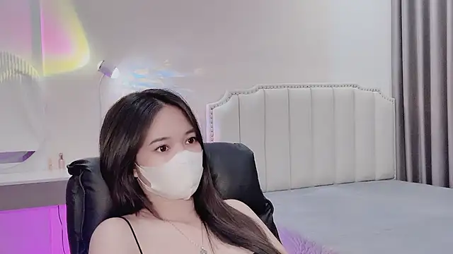 Snapshot of _Dorry_ chatting on November 14, 2025, 5:22 pm Dorry online show from November 14, 2025, 5:22 pm