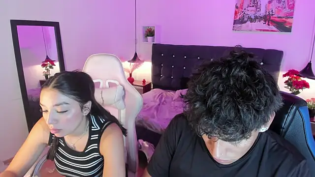 Snapshot of Yiing_and_yang chatting on September 30, 2025, 8:03 pm Yiing and yang online show from September 30, 2025, 8:03 pm