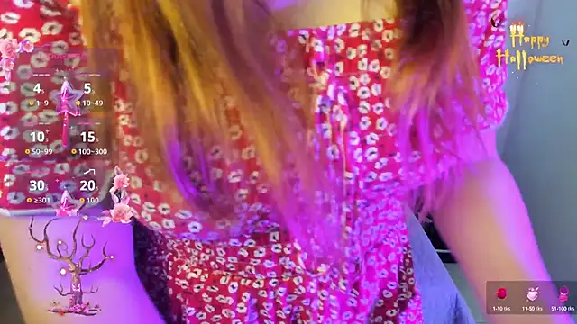 Snapshot of LucyPetit chatting on October 9, 2025, 1:31 pm LucyPetit online show from October 9, 2025, 1:31 pm