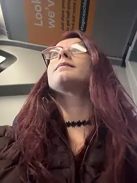 raen001 online show from November 29, 2025, 4:21 pm