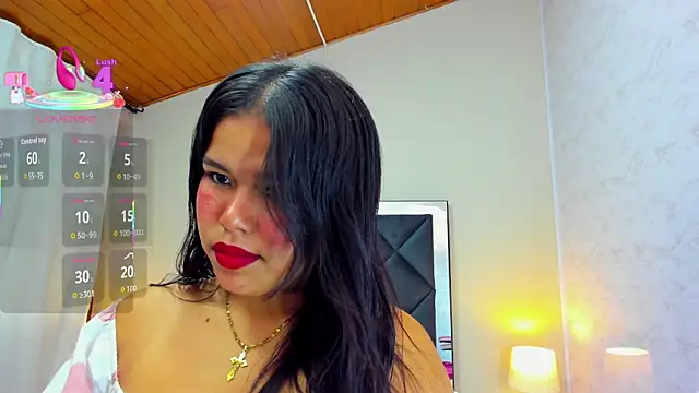 Snapshot of kittyy_babee chatting on October 10, 2025, 11:31 am kittyy babee online show from October 10, 2025, 11:31 am