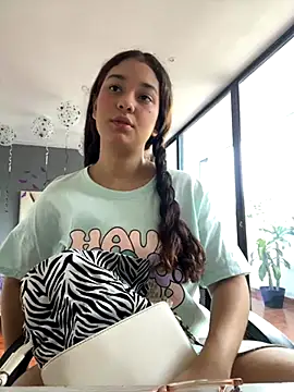 lana rousse01 online show from October 23, 2025, 1:54 pm