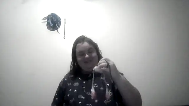 Snapshot of LittleBunny3 chatting on December 2, 2025, 11:34 pm LittleBunny3 online show from December 2, 2025, 11:34 pm