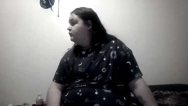 Snapshot of LittleBunny3 chatting on December 3, 2025, 11:14 pm LittleBunny3 online show from December 3, 2025, 11:14 pm